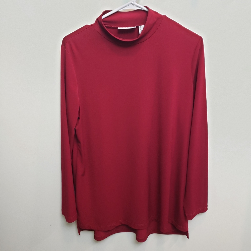 Susan Graver Mock Neck Elegant Red Women's Top Size Medium